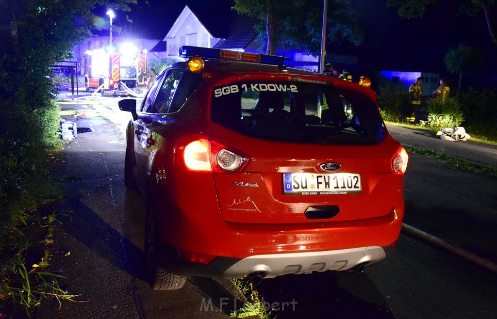 Grossfeuer Einfamilienhaus Siegburg Muehlengrabenstr P0373.JPG - Miklos Laubert